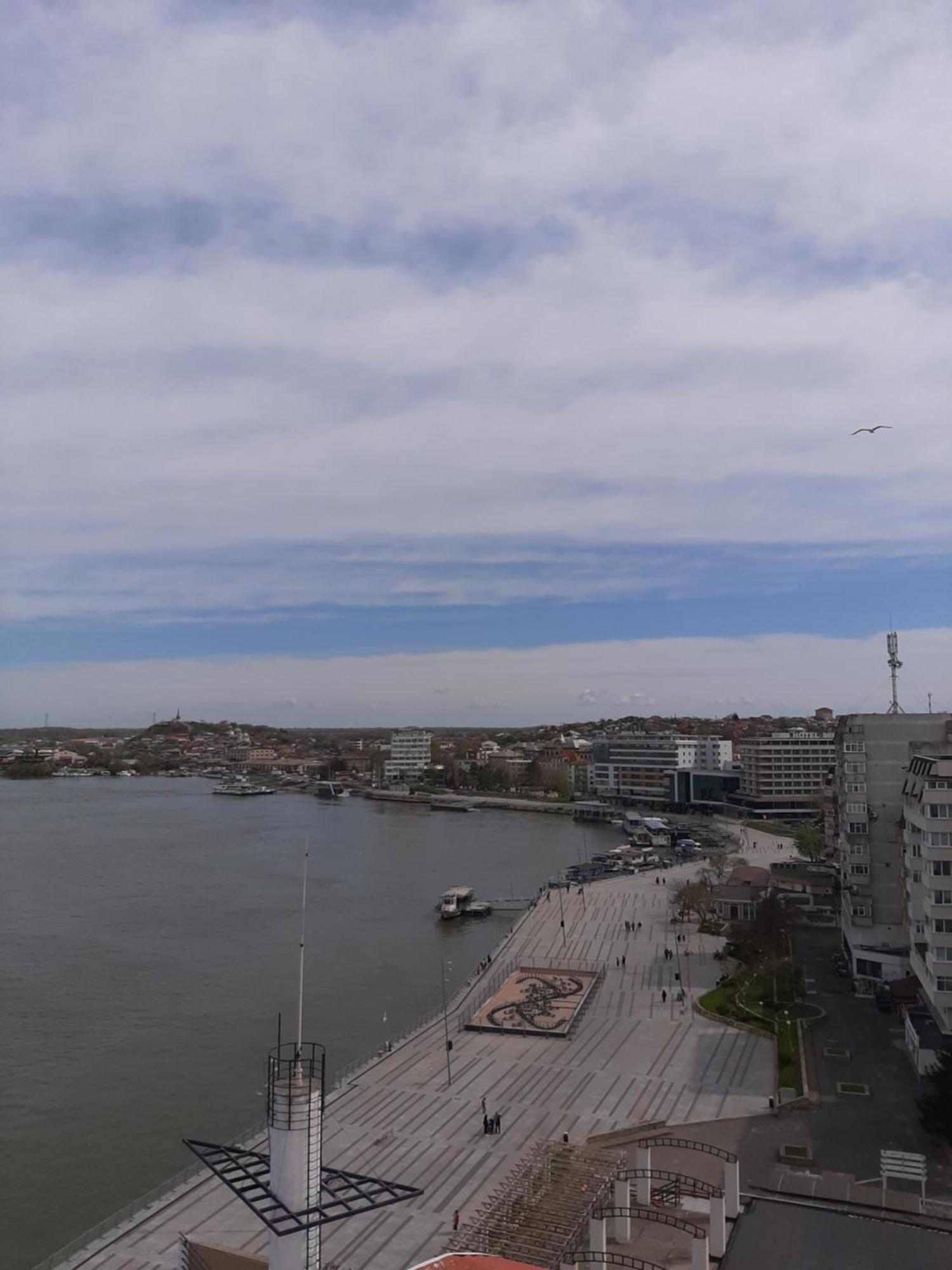 Delta Danube View Apart Tulcea Bagian luar foto